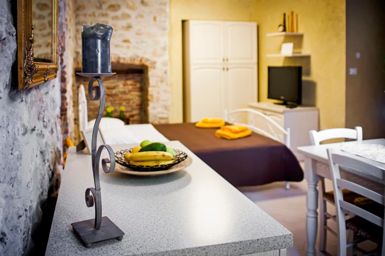 Deamicis Of Downtown Apartament *